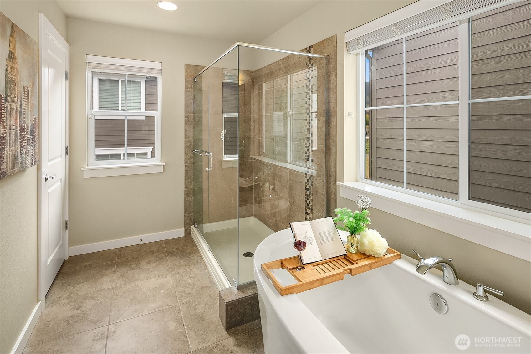 365 Ne Denny Way Property Photo 16