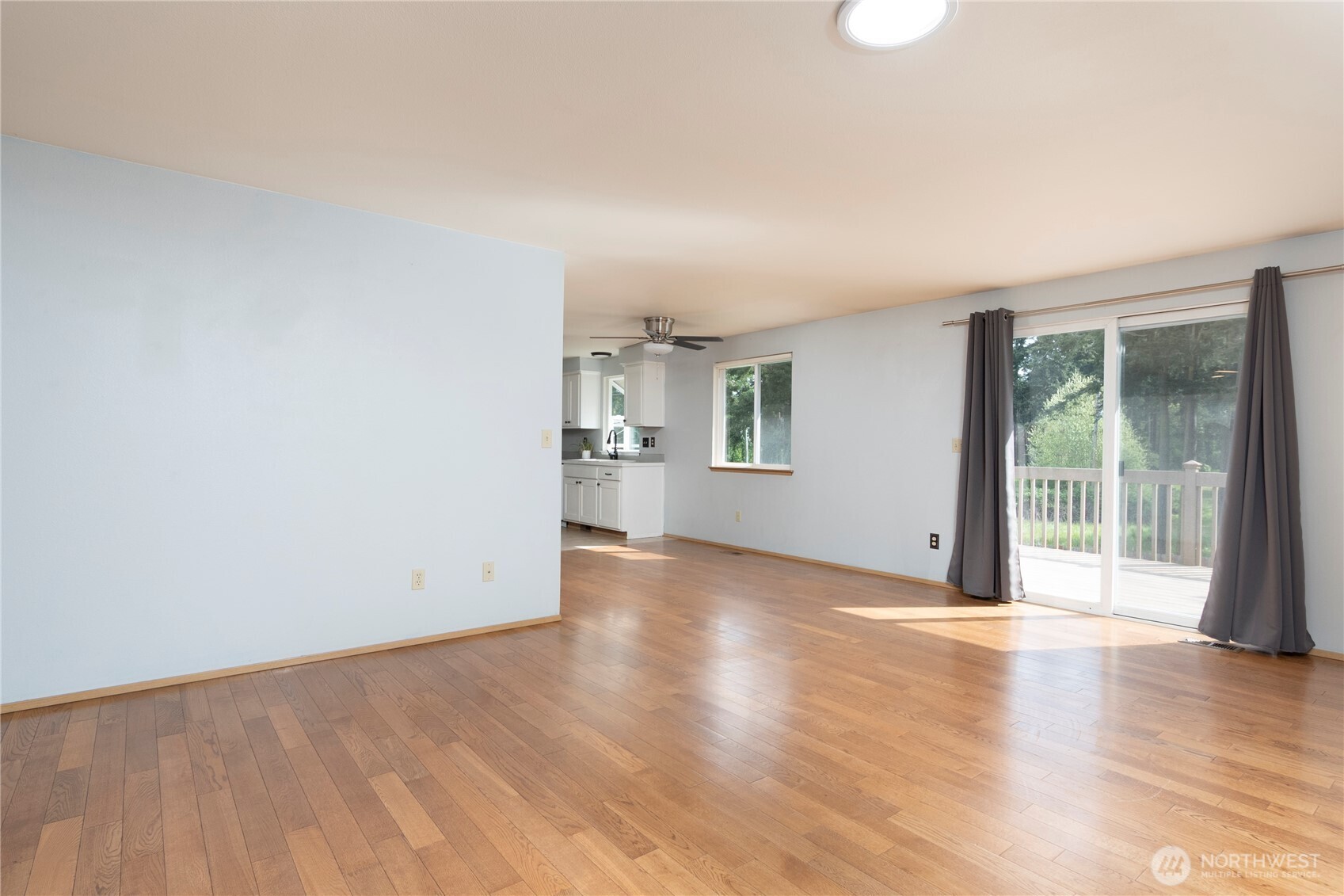 1660 Sw Nienhuis Street Property Photo 6