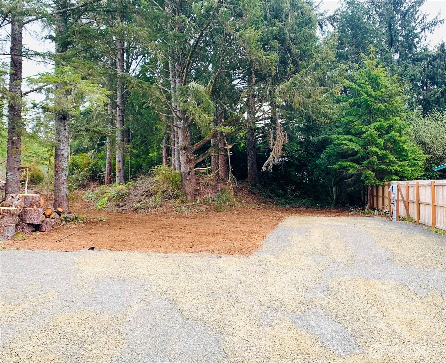 735 Gadwall Court Property Photo 1