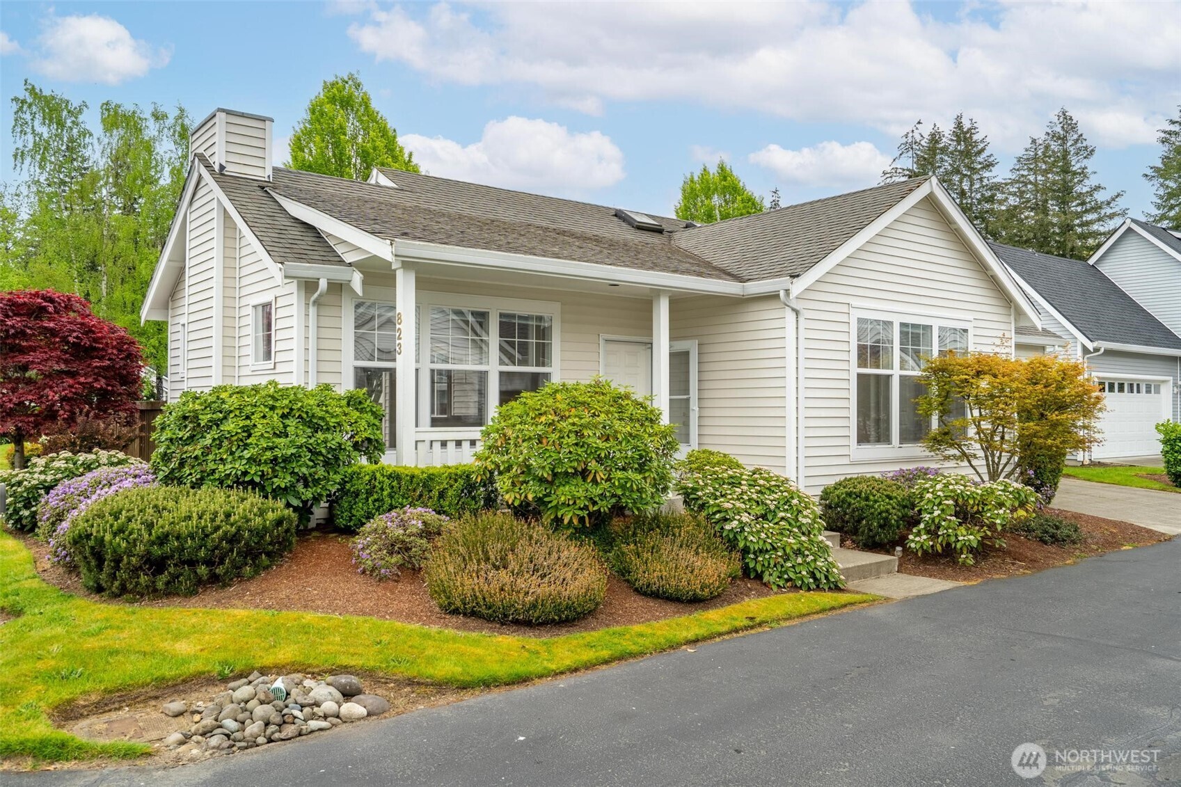 823 Landing Way Property Photo