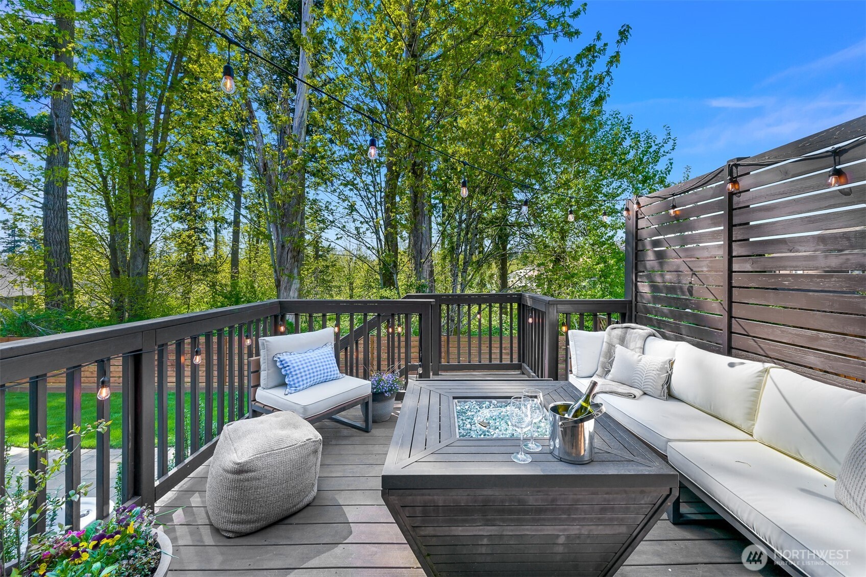 3679 Silver Oak Court Property Photo 6