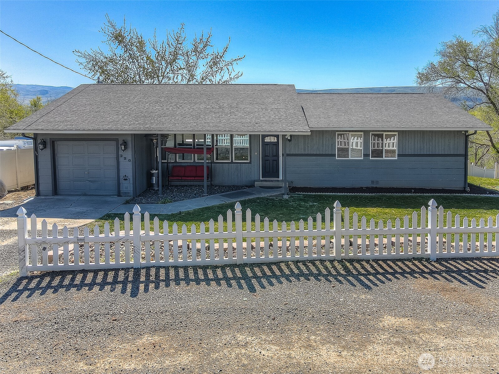 220 Kinne Lane Property Photo