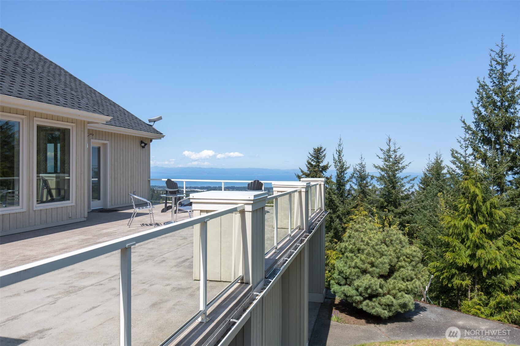581 Harbor View Drive Property Photo 8