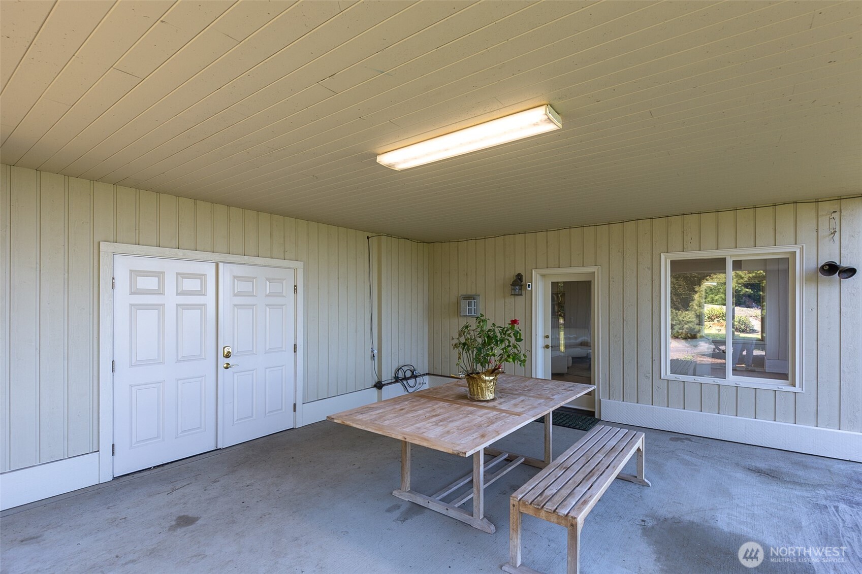 581 Harbor View Drive Property Photo 9
