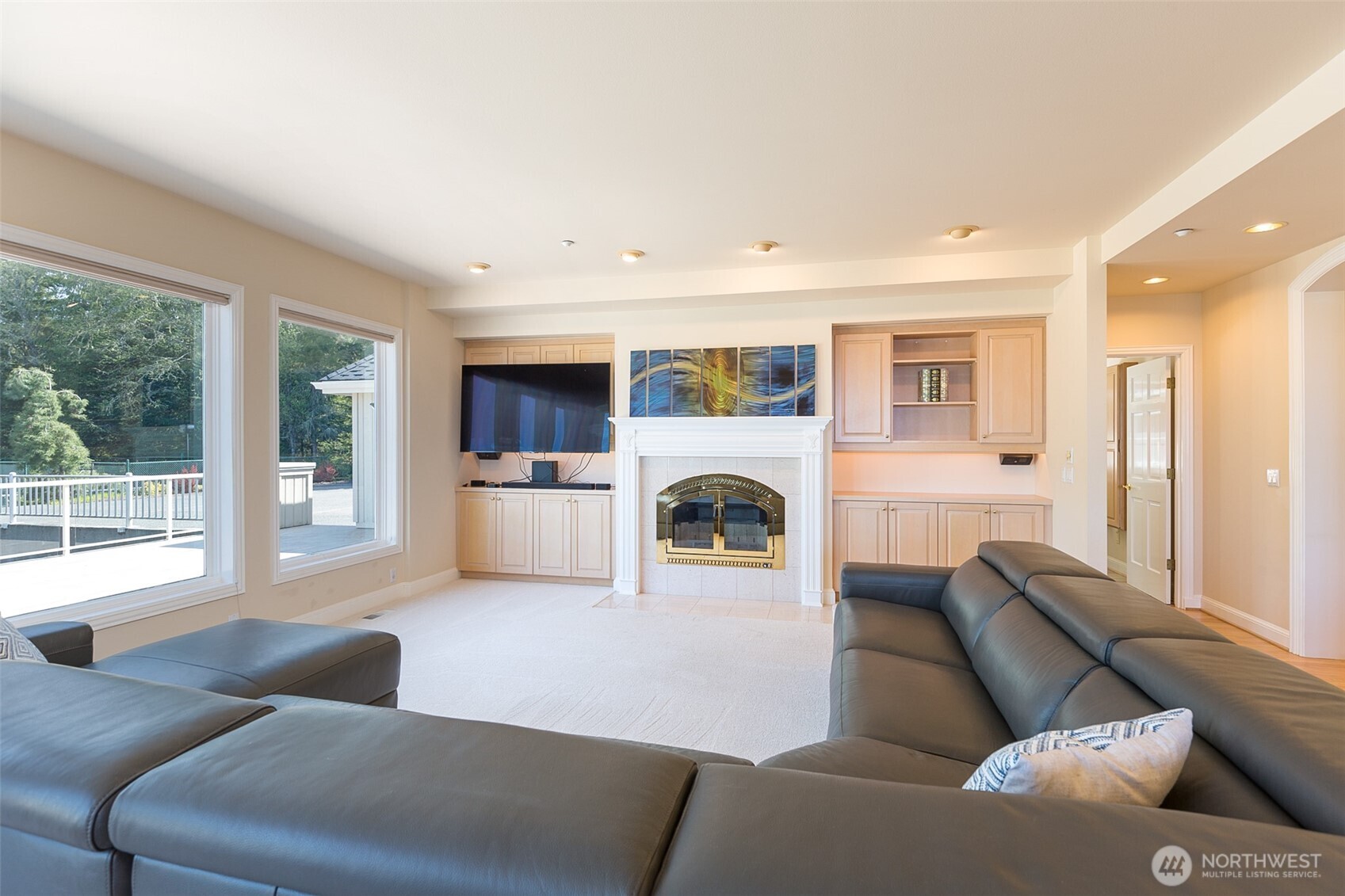 581 Harbor View Drive Property Photo 18