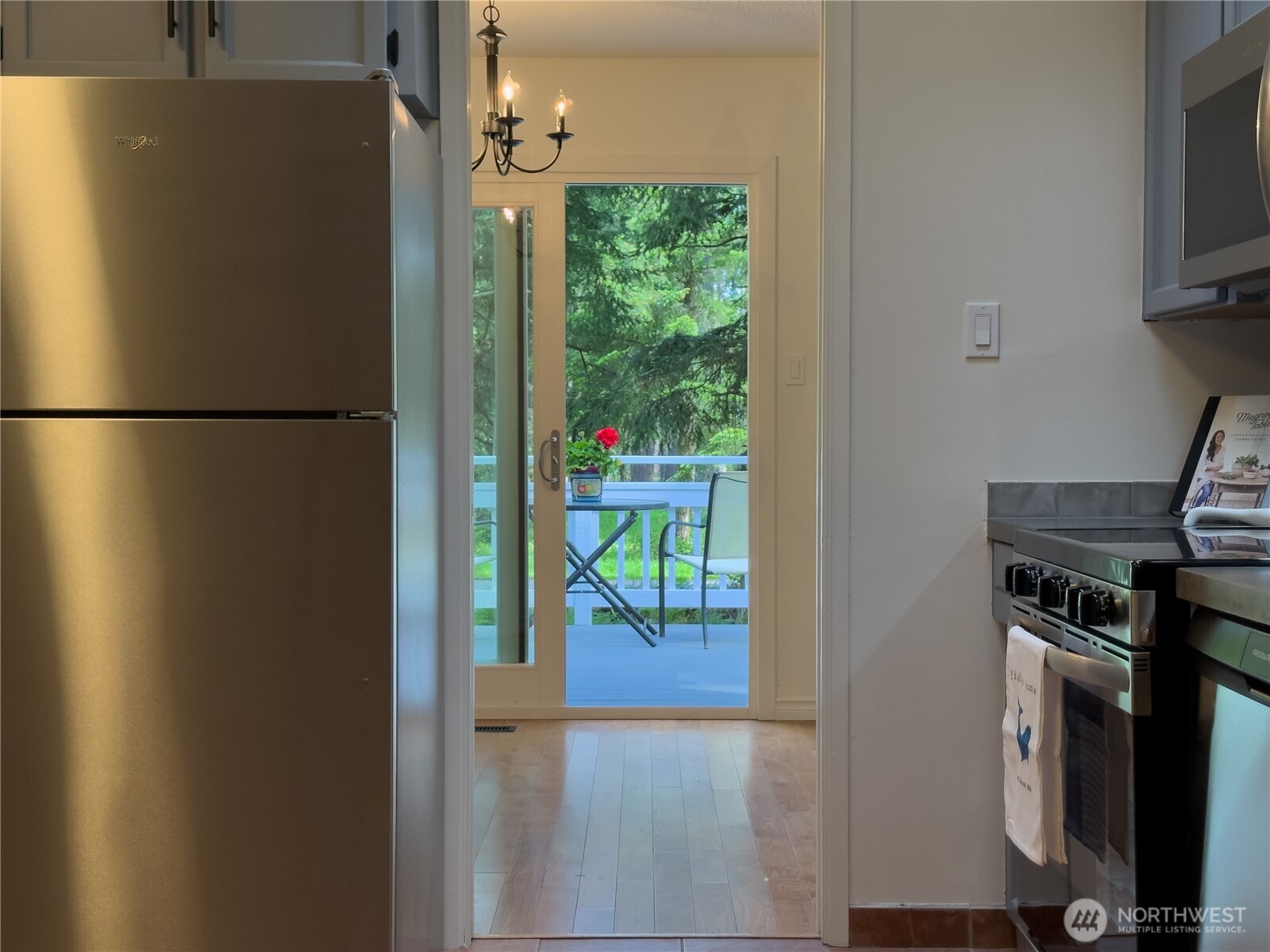29 G Sound Place Property Photo 18