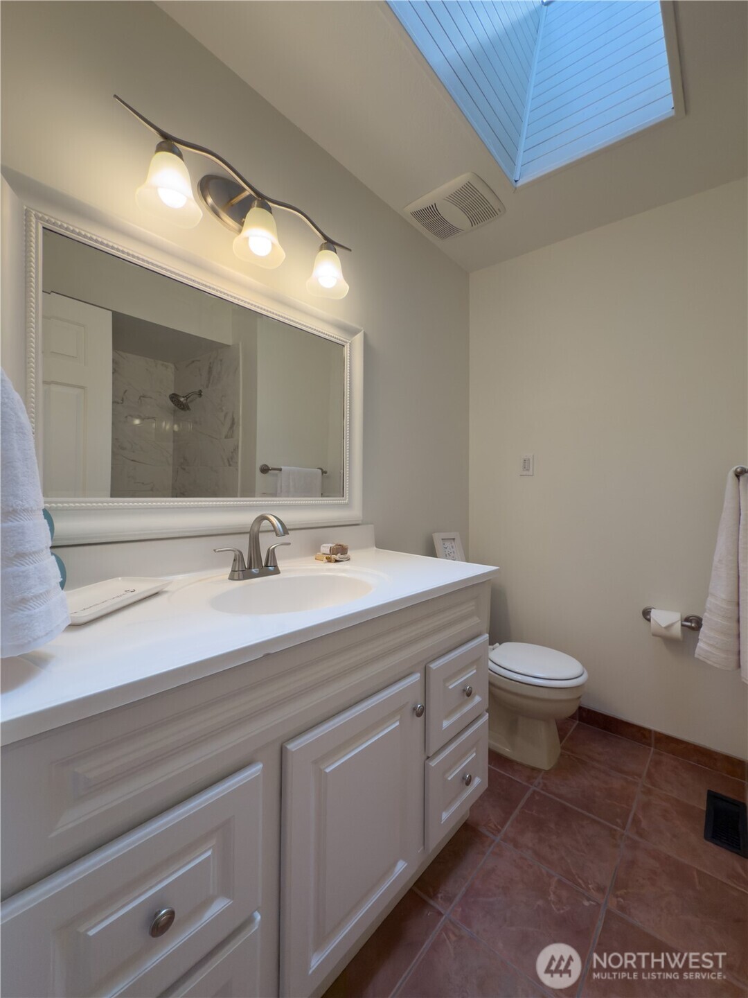 29 G Sound Place Property Photo 28