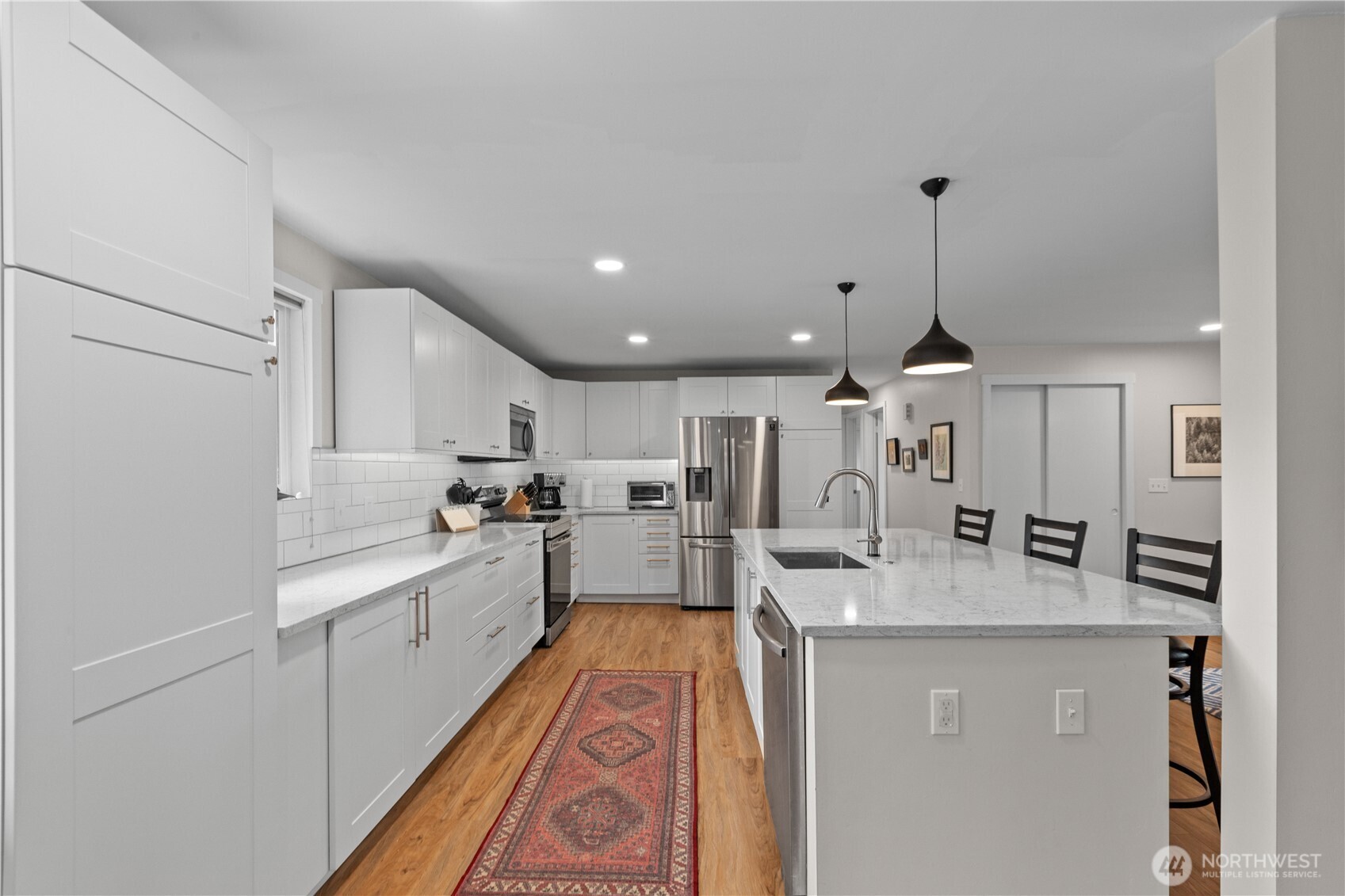 18612 4th Avenue Property Photo 13