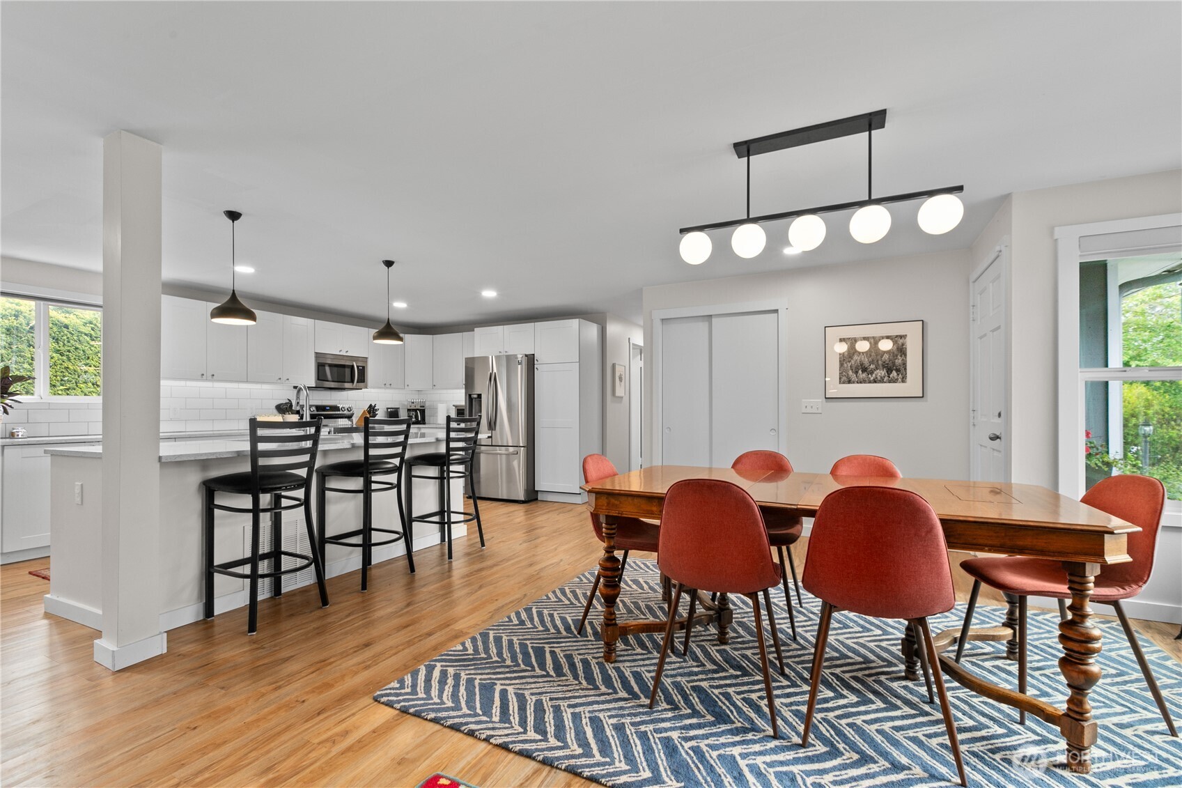 18612 4th Avenue Property Photo 15