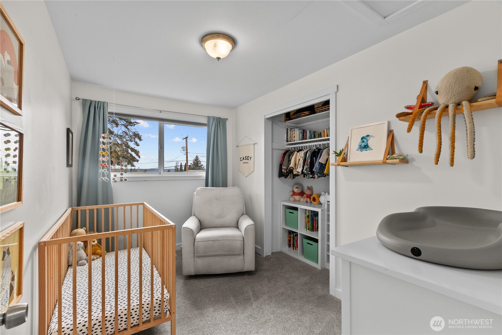 18612 4th Avenue Property Photo 26