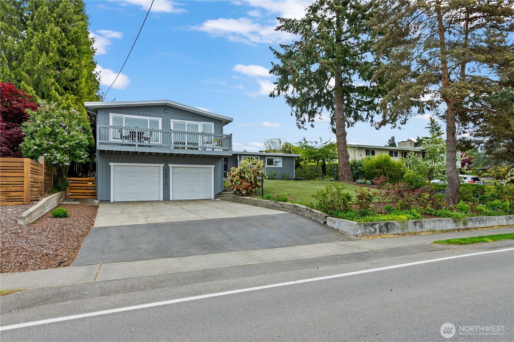 18612 4th Avenue Property Photo 31