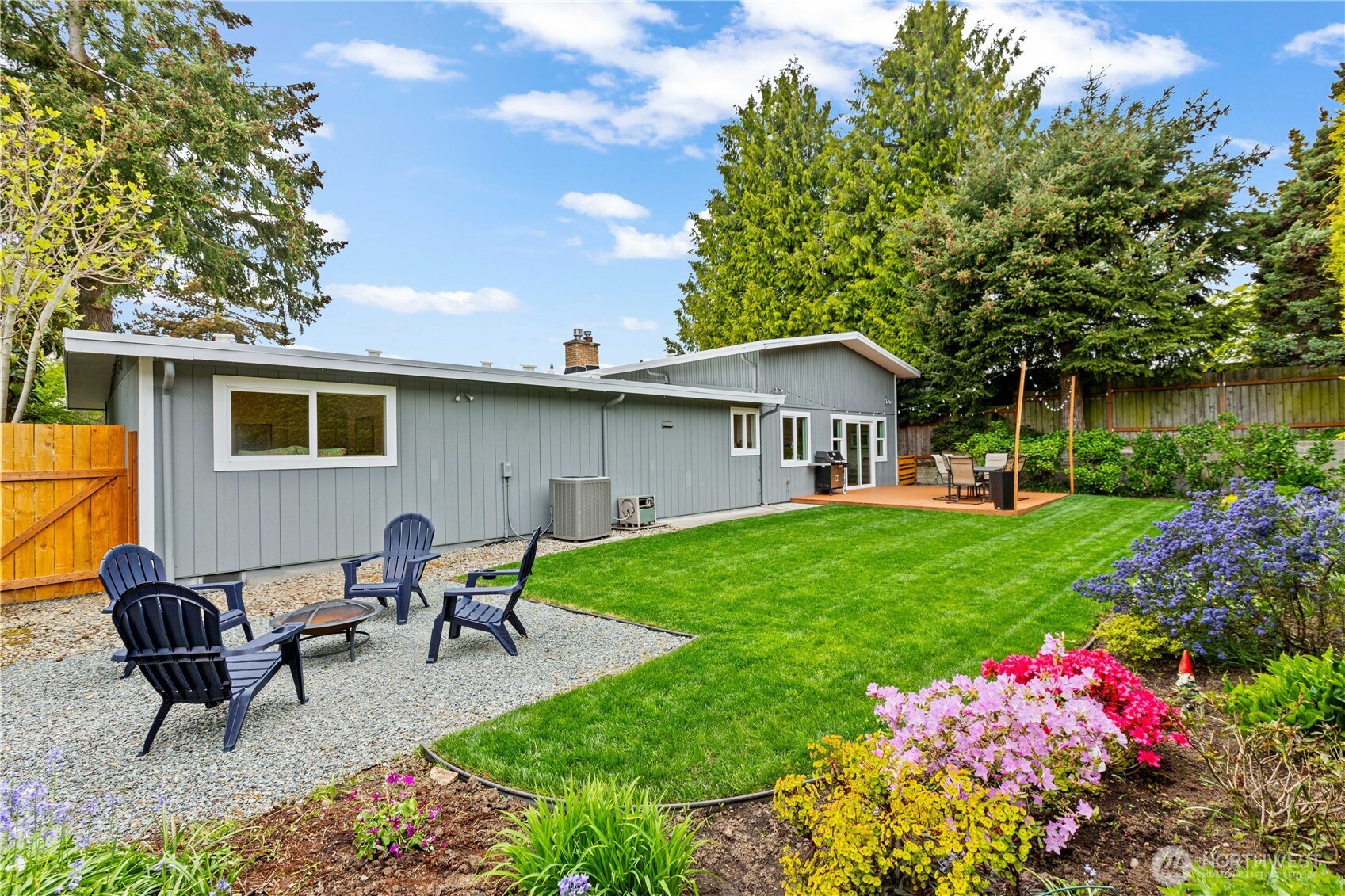 18612 4th Avenue Property Photo 35