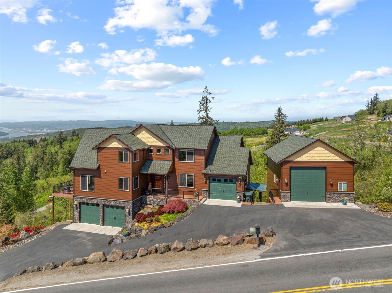 2355 China Garden Property Photo