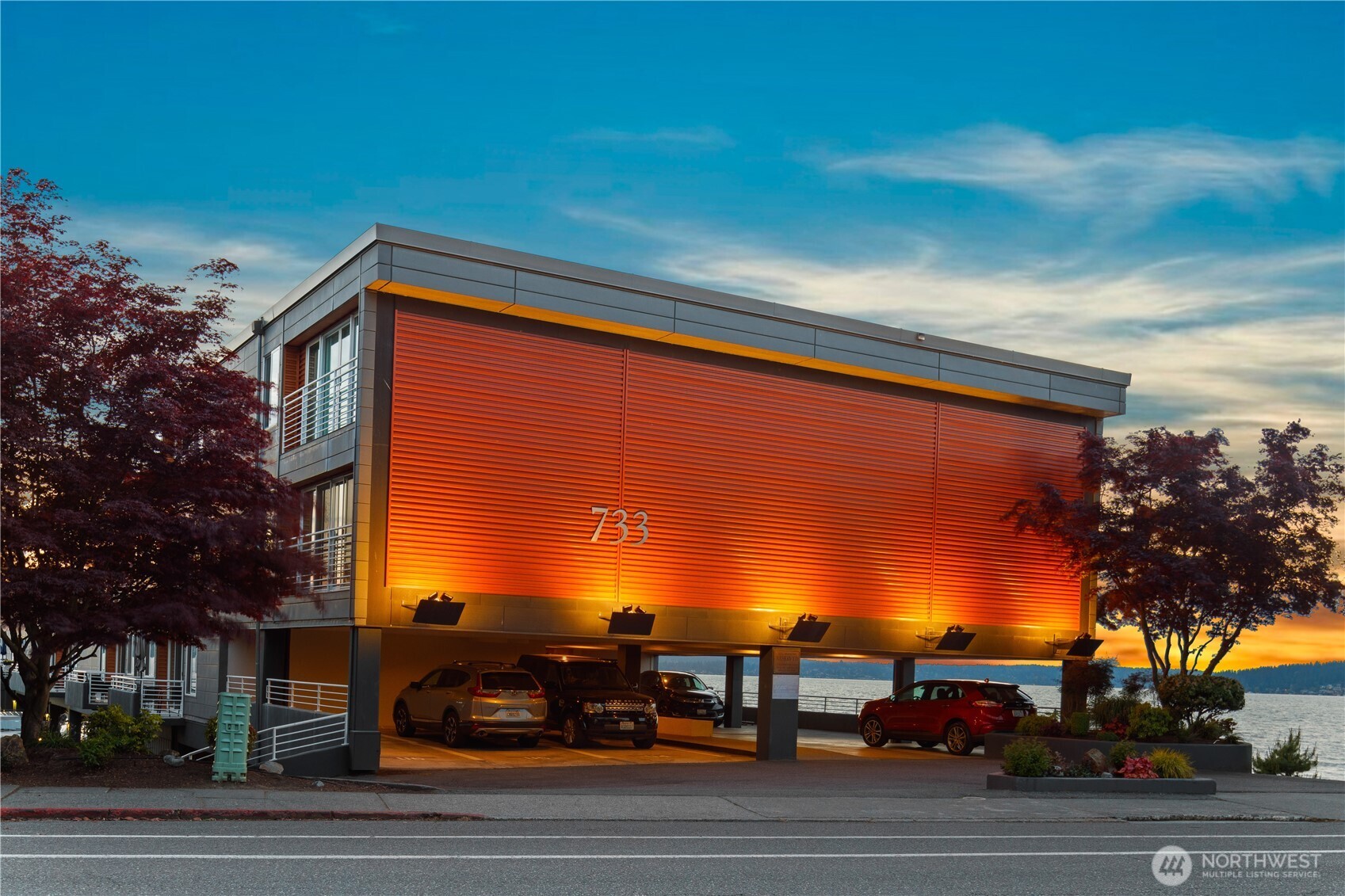 733 S Lake St 312 Property Photo 32