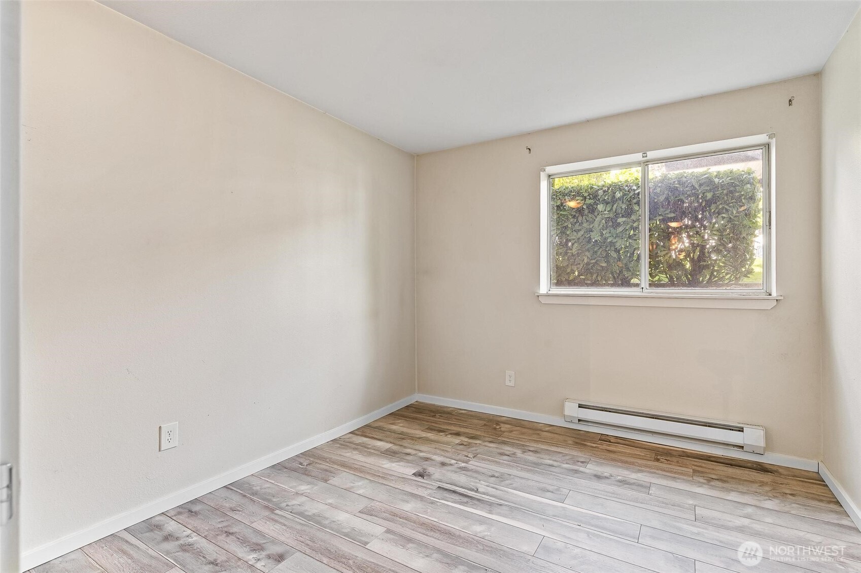 15415 35th Avenue F105 Property Photo 11