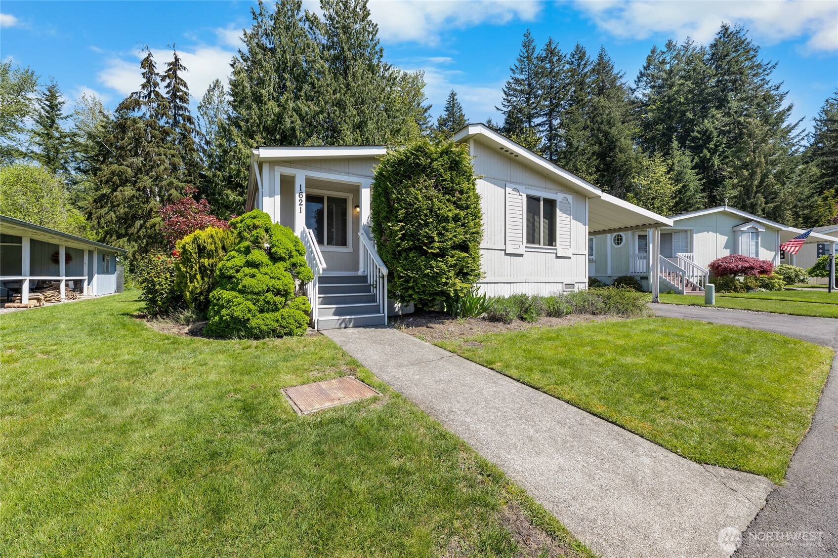 1621 Kimberly Avenue Property Photo 1