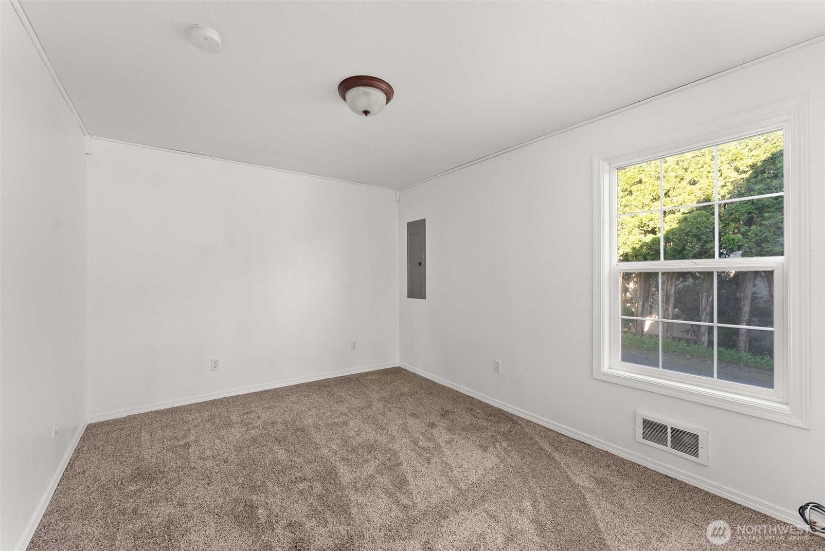 105 E Cindy Road Property Photo 15