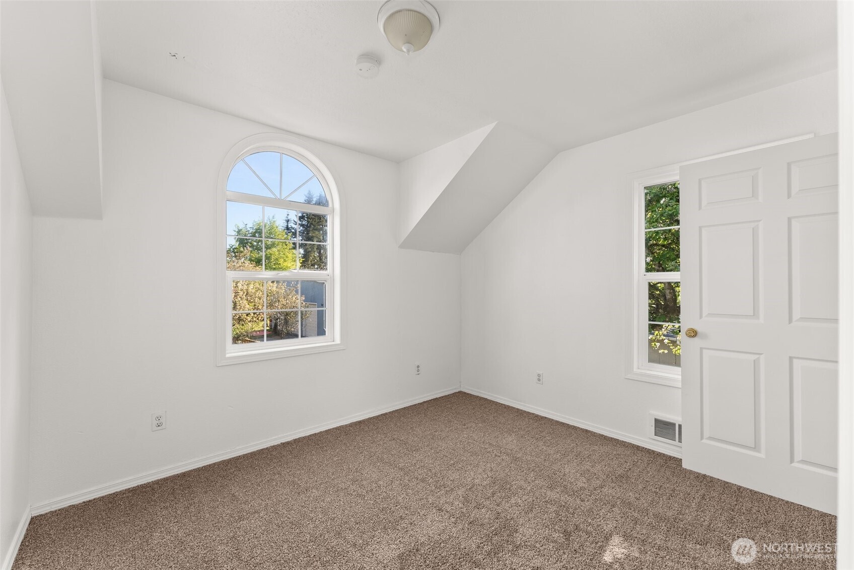 105 E Cindy Road Property Photo 20