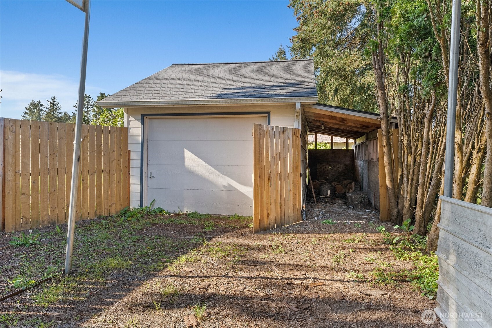 105 E Cindy Road Property Photo 30