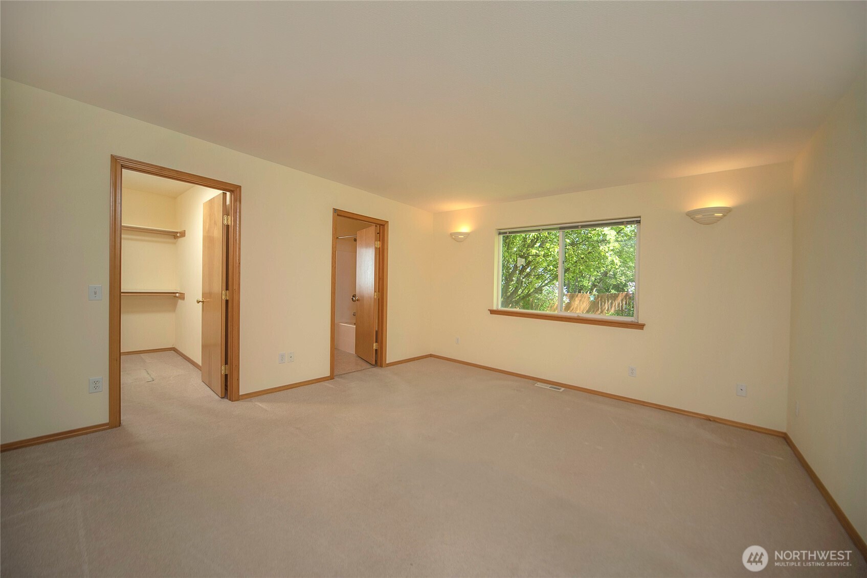 1710 N Bluegrass Lane Property Photo 12