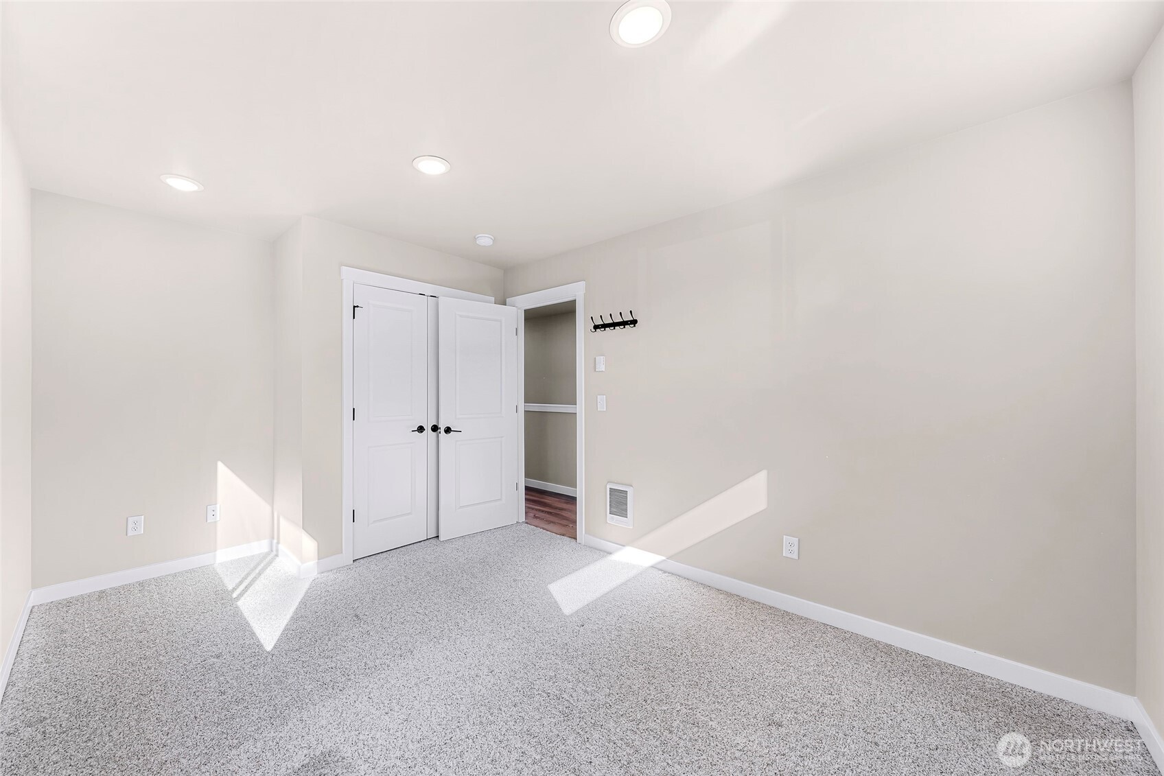 2920 Sandwood Lane Property Photo 30