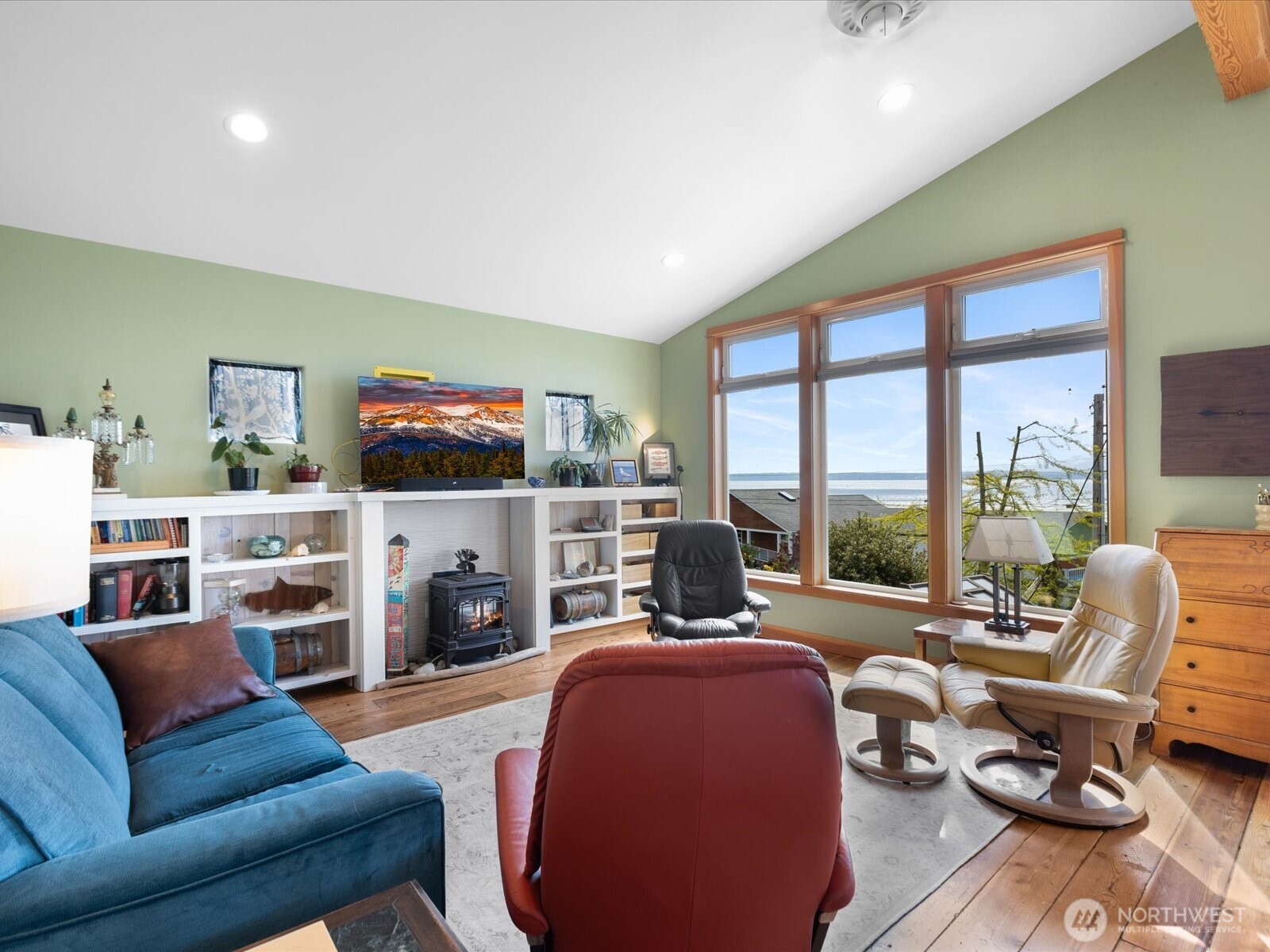 8281 Bayshore Drive Property Photo 1