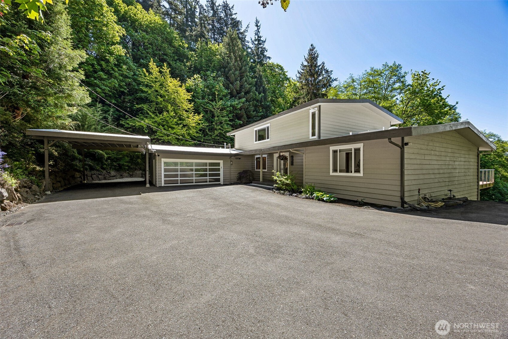 20809 Marine View Drive Property Photo 3