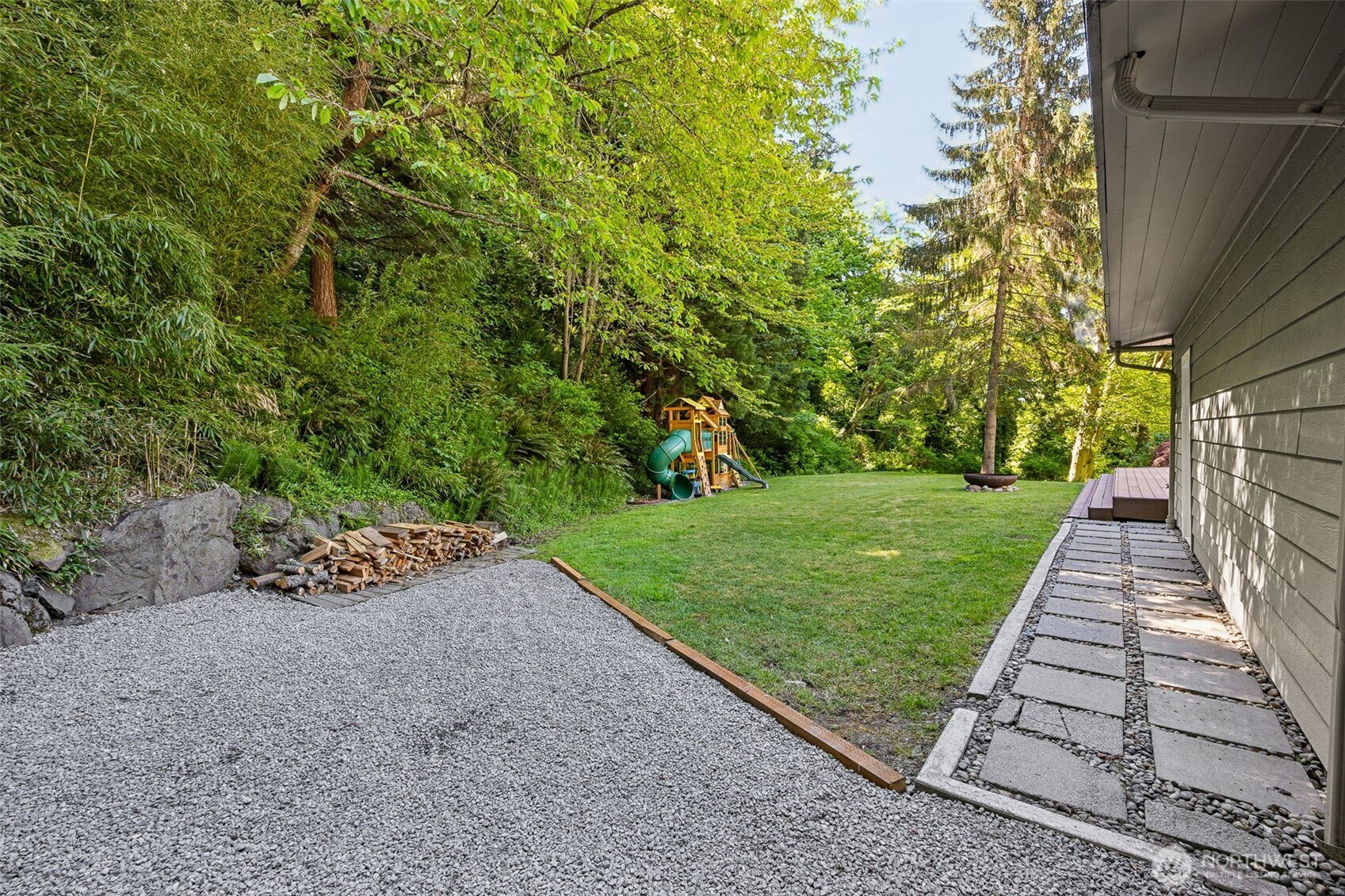 20809 Marine View Drive Property Photo 4