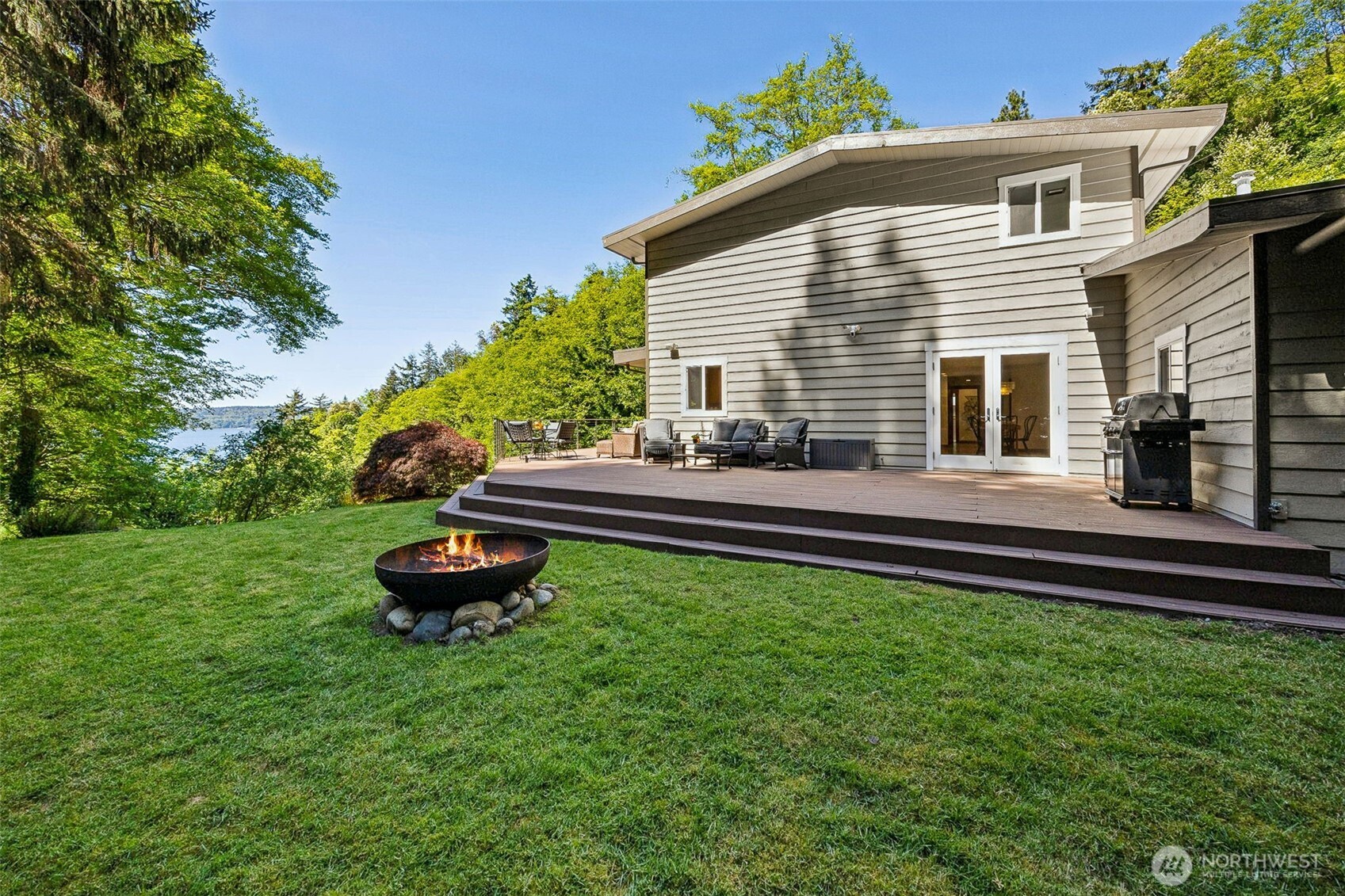 20809 Marine View Drive Property Photo 5