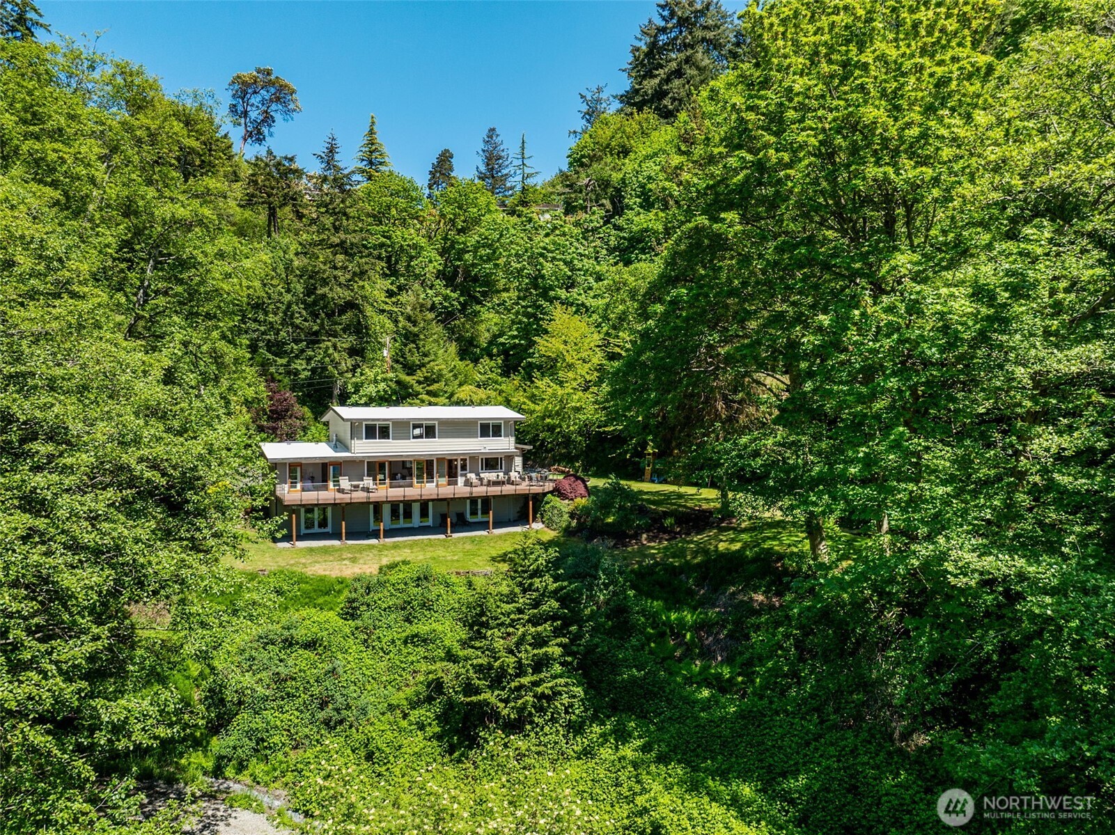 20809 Marine View Drive Property Photo 7