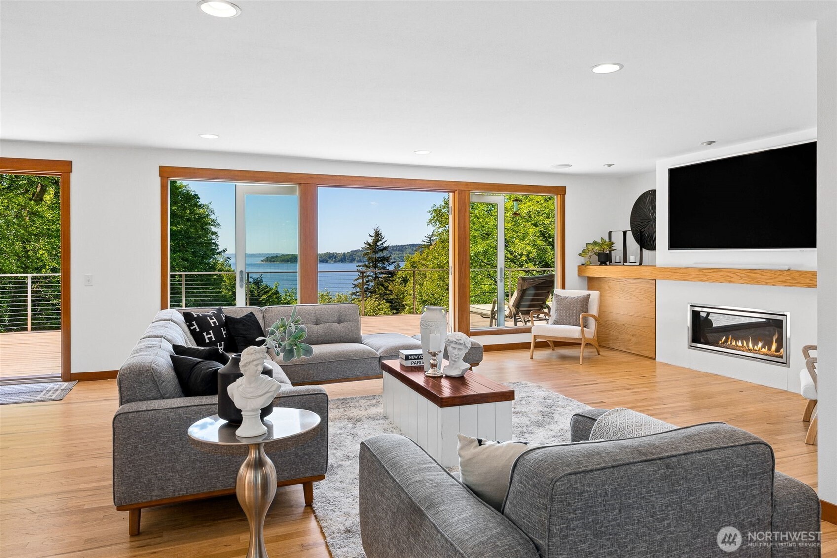 20809 Marine View Drive Property Photo 11