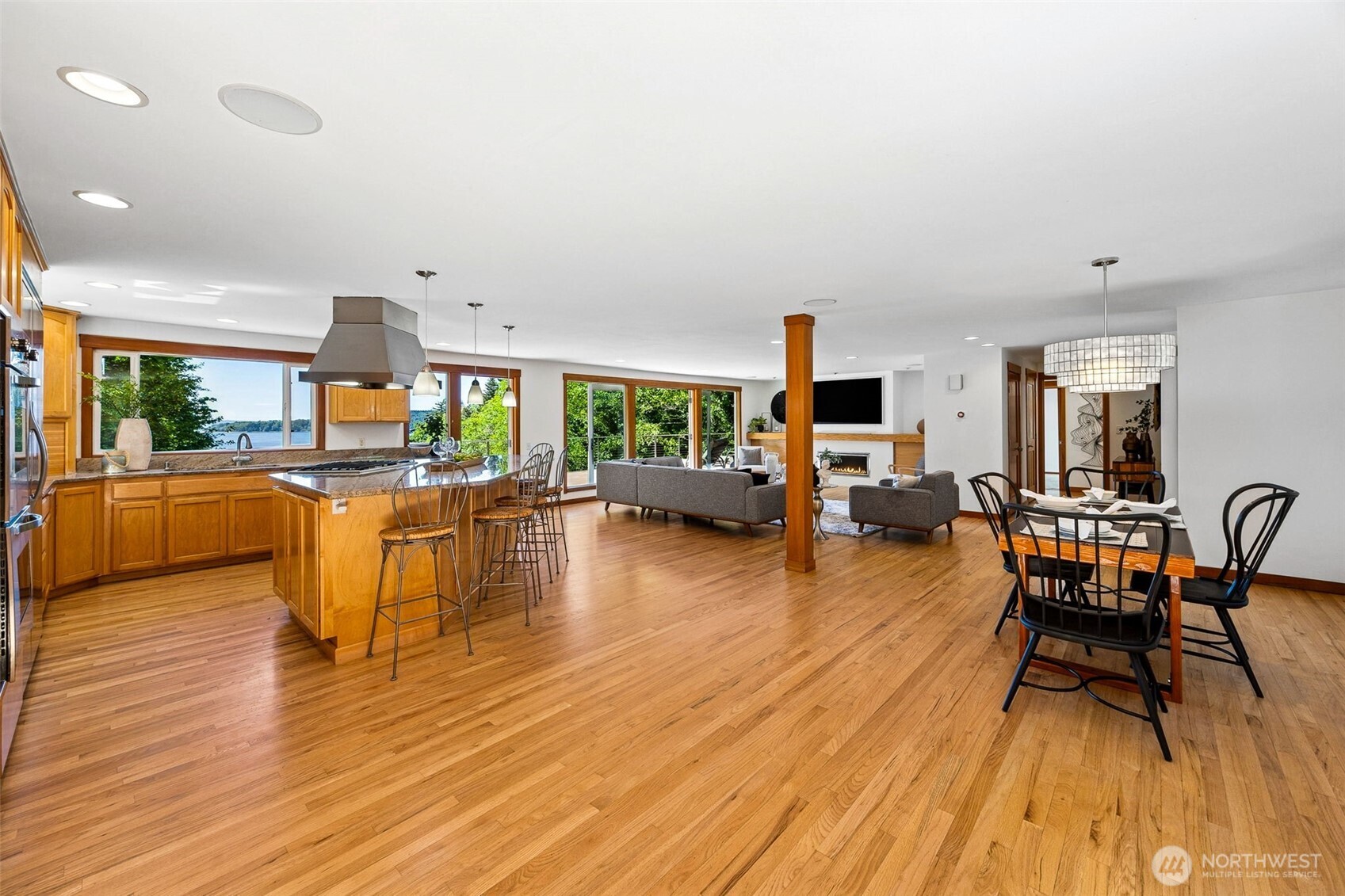 20809 Marine View Drive Property Photo 14
