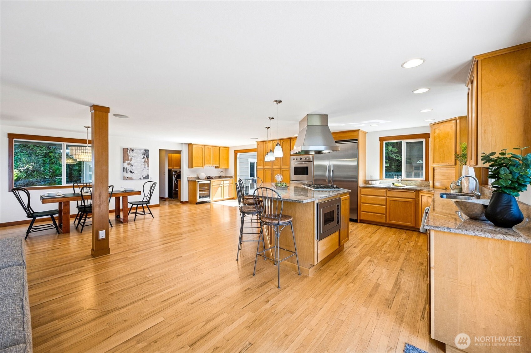 20809 Marine View Drive Property Photo 16