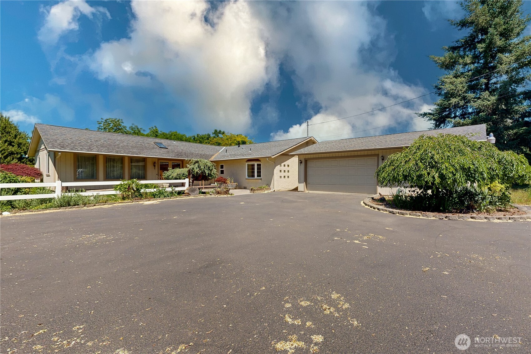 1557 Shelton Road Property Photo 1
