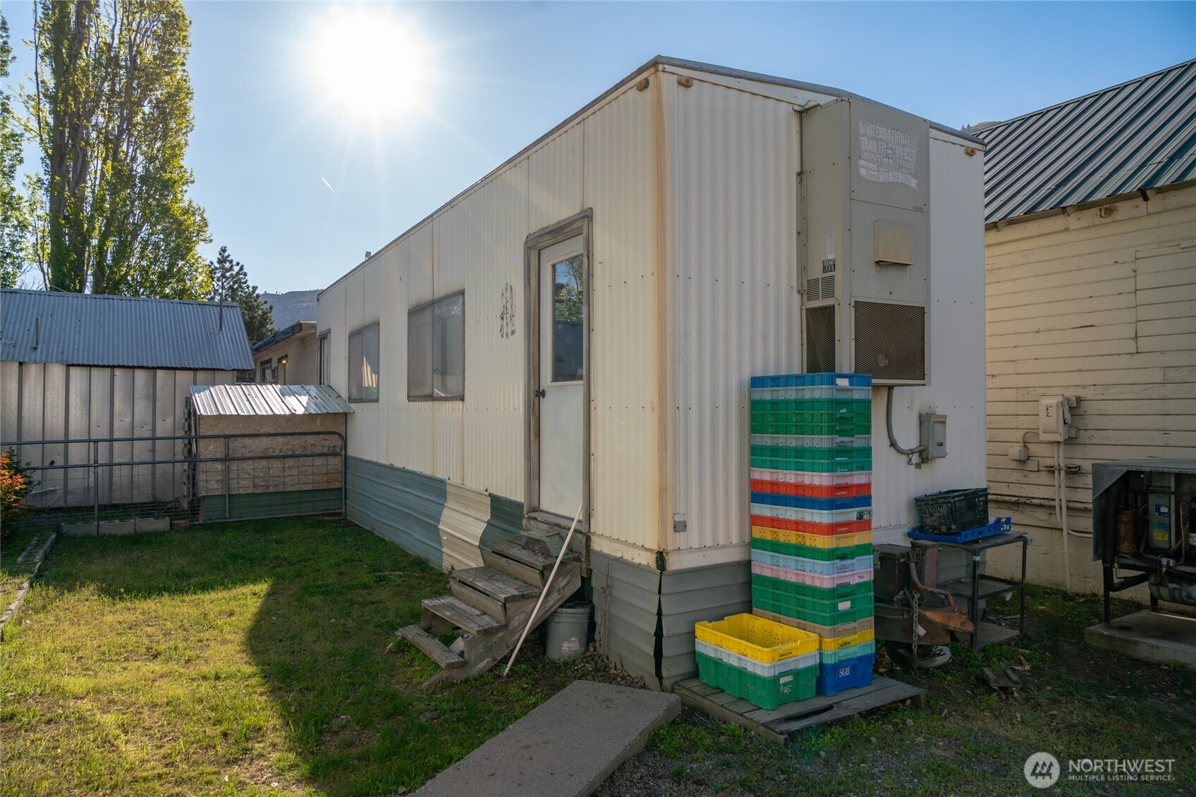 23041 State Highway 97 Property Photo 18