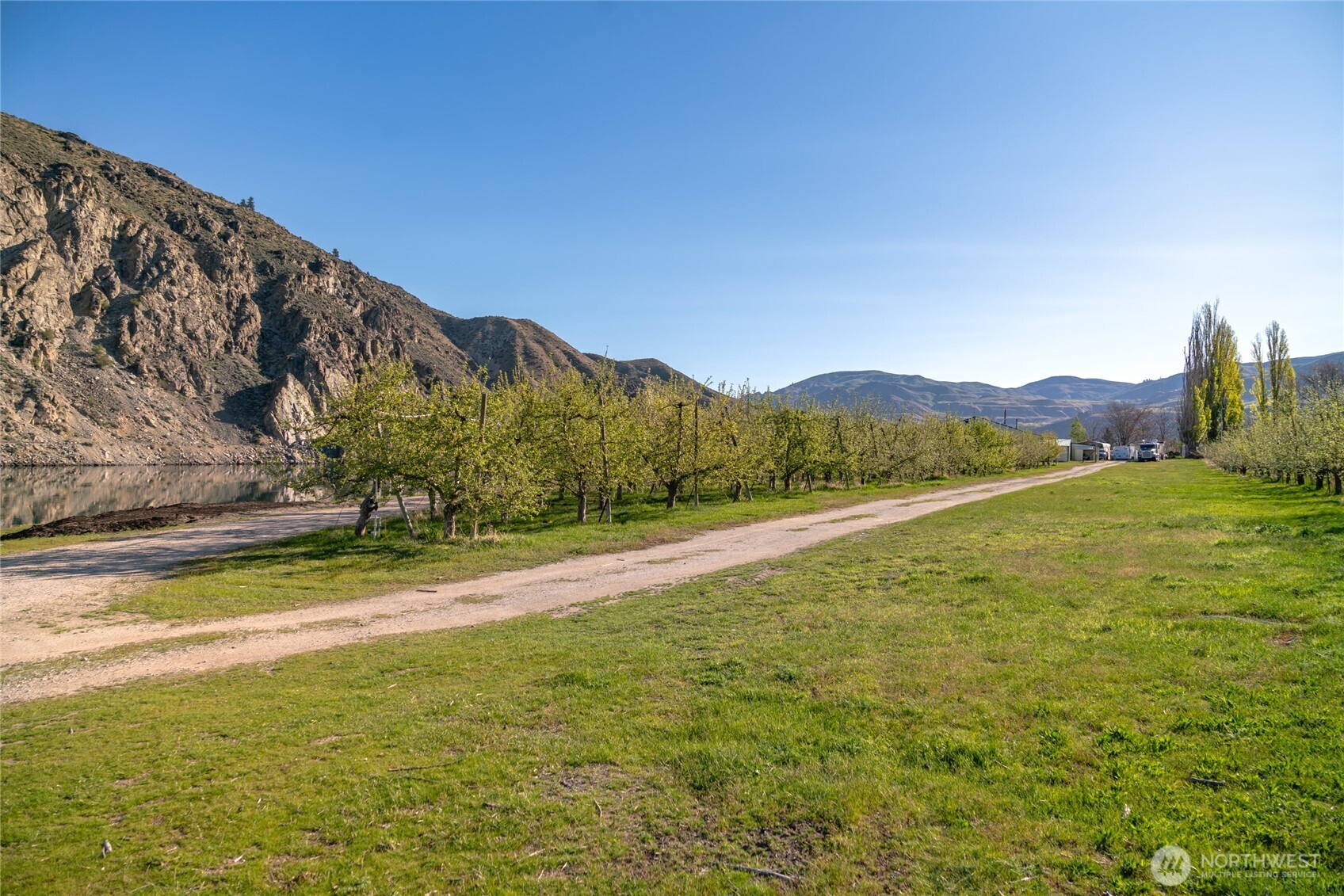 23041 State Highway 97 Property Photo 21