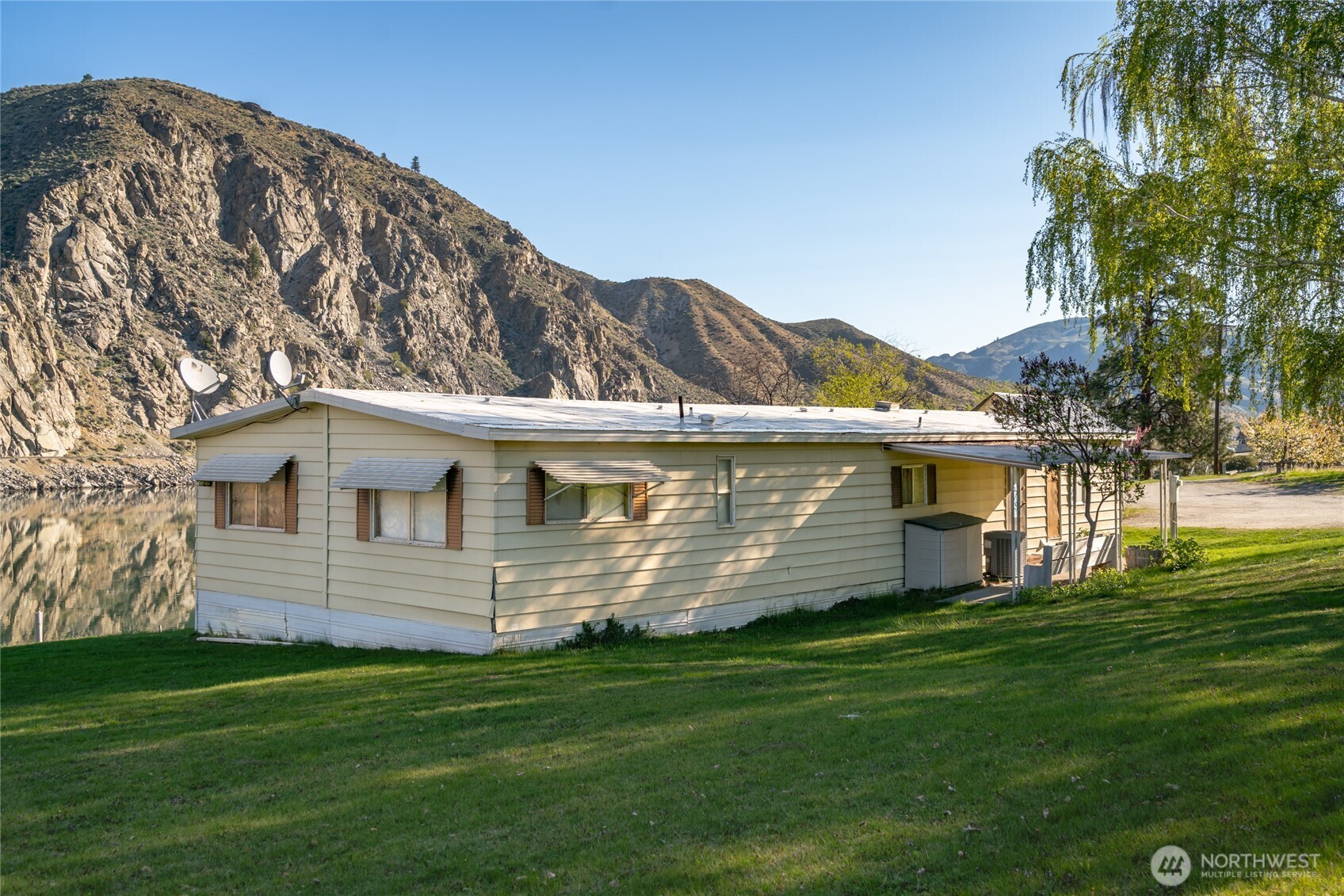 23041 State Highway 97 Property Photo 25
