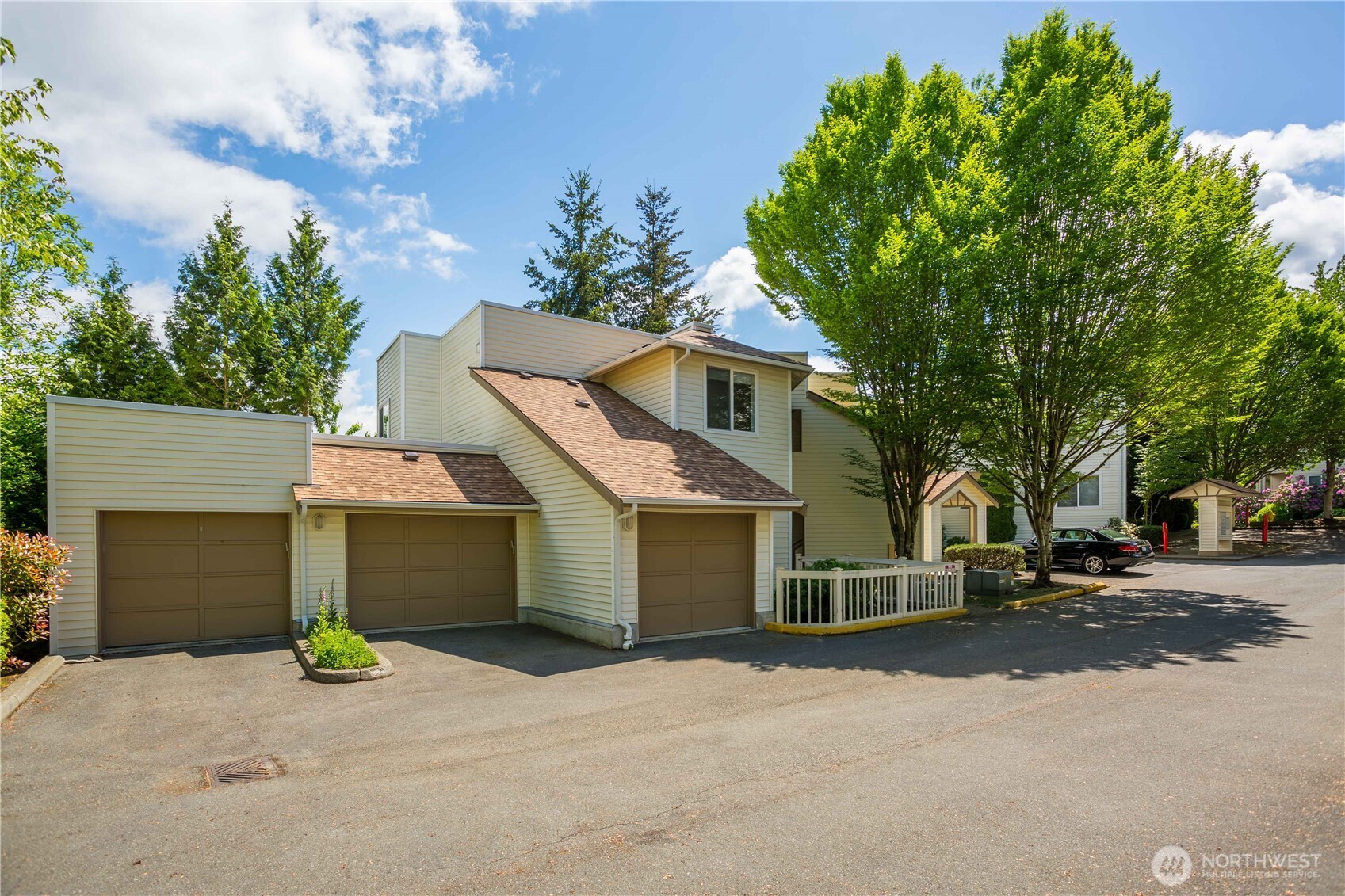 7583 Old Redmond Rd B206 Property Photo