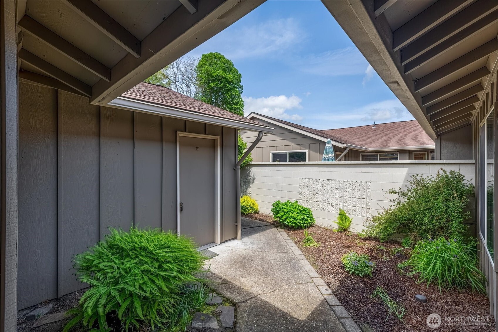 605 Peardale Lane 19 Property Photo 3