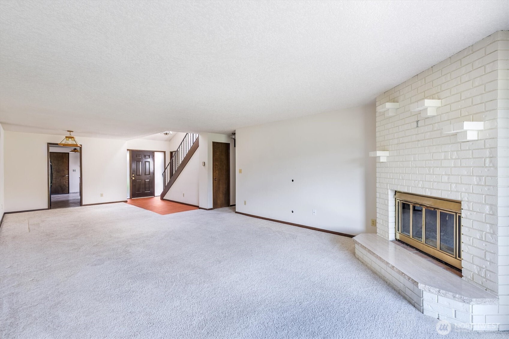 605 Peardale Lane 19 Property Photo 8