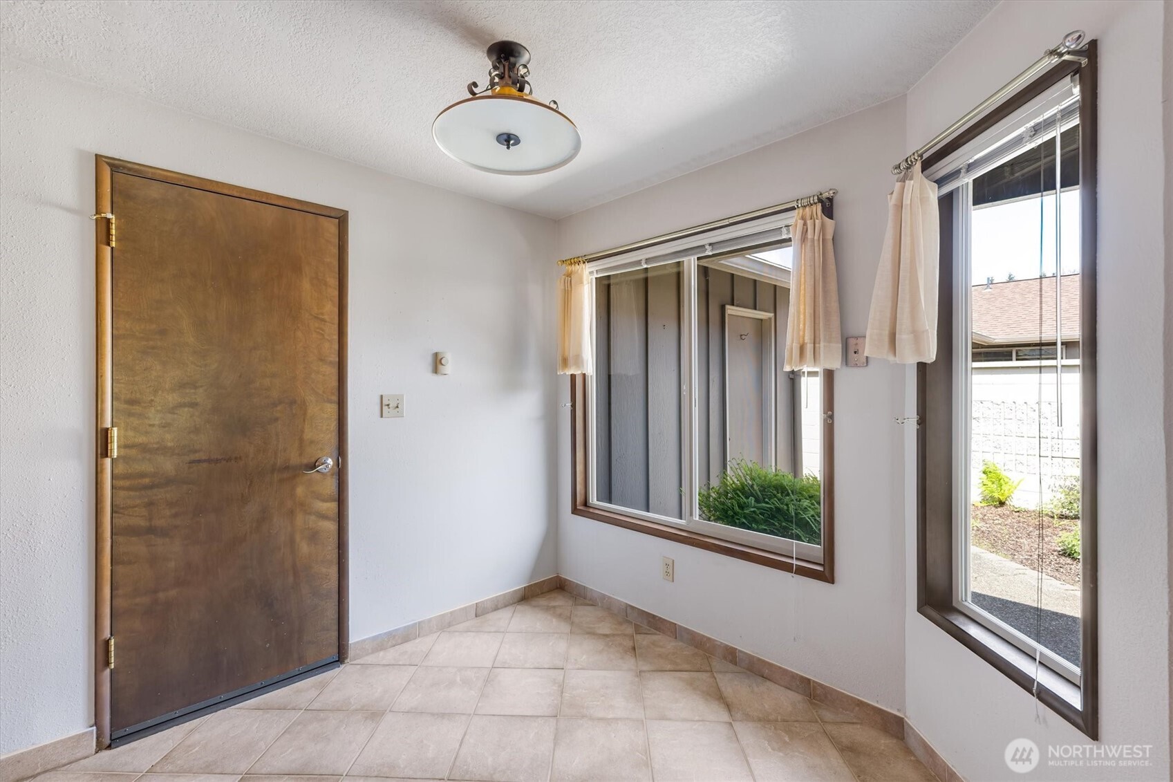 605 Peardale Lane 19 Property Photo 12