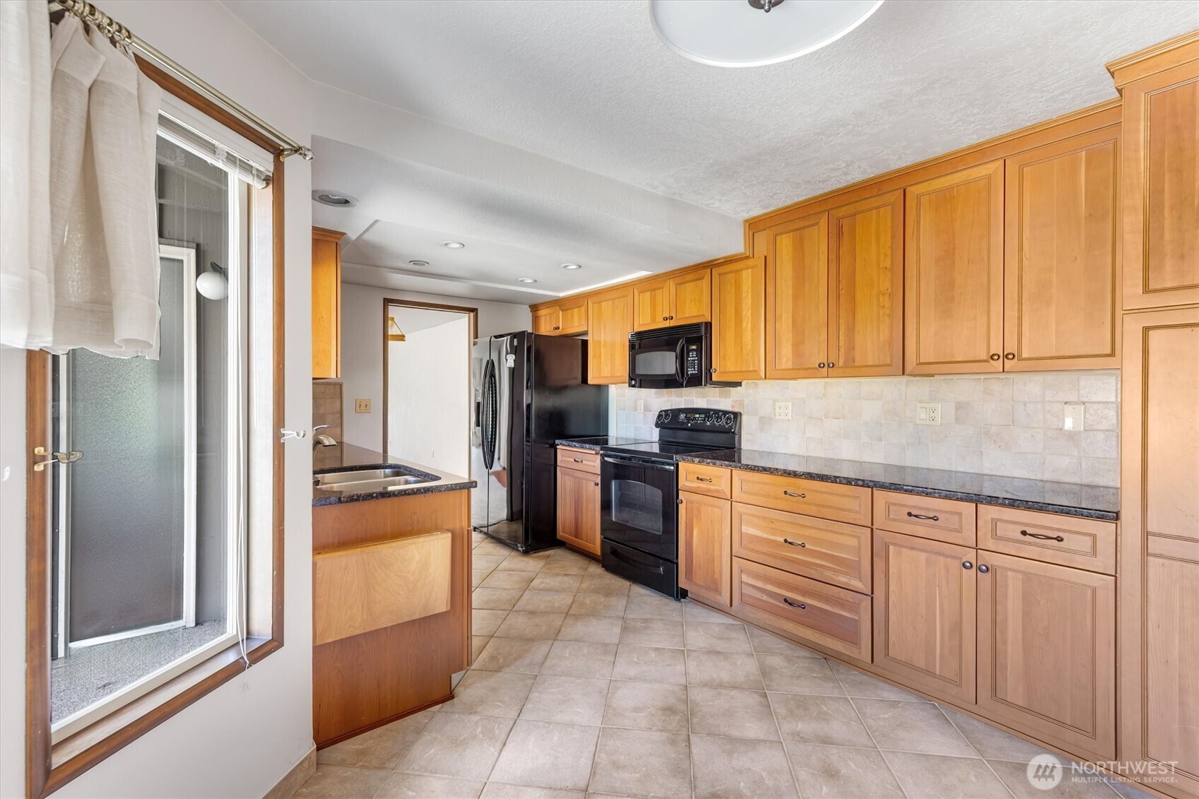 605 Peardale Lane 19 Property Photo 13