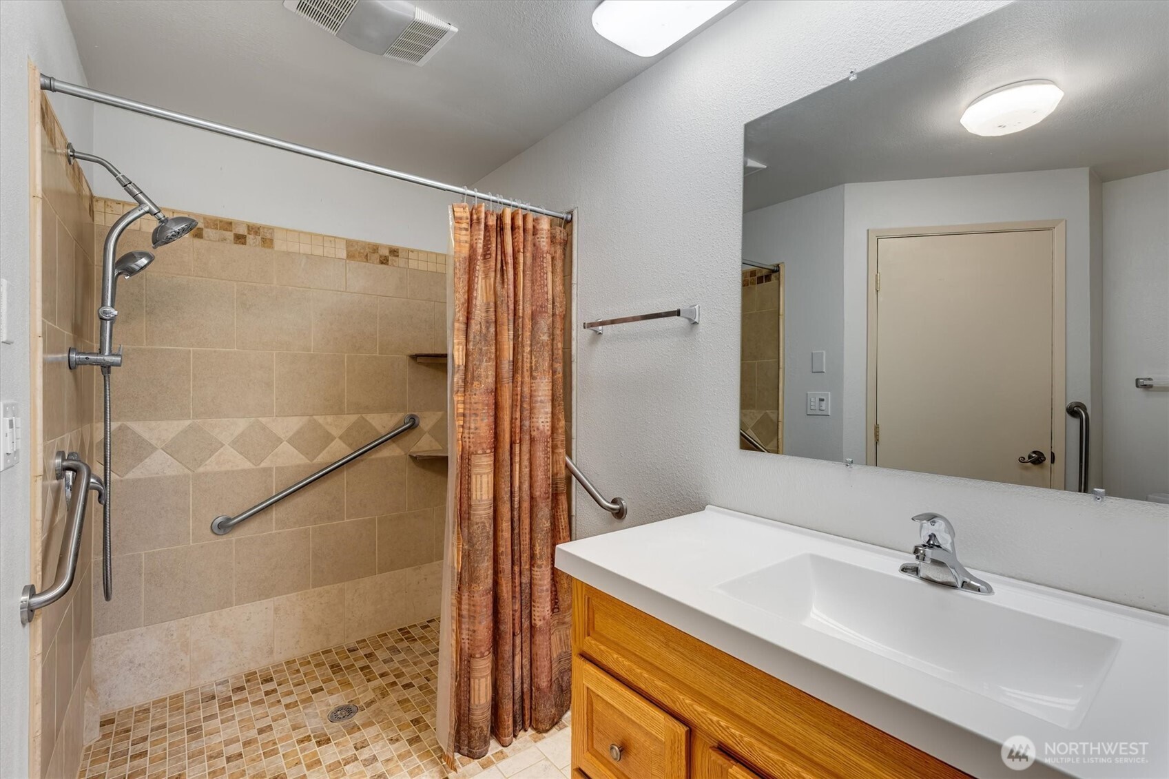 605 Peardale Lane 19 Property Photo 17