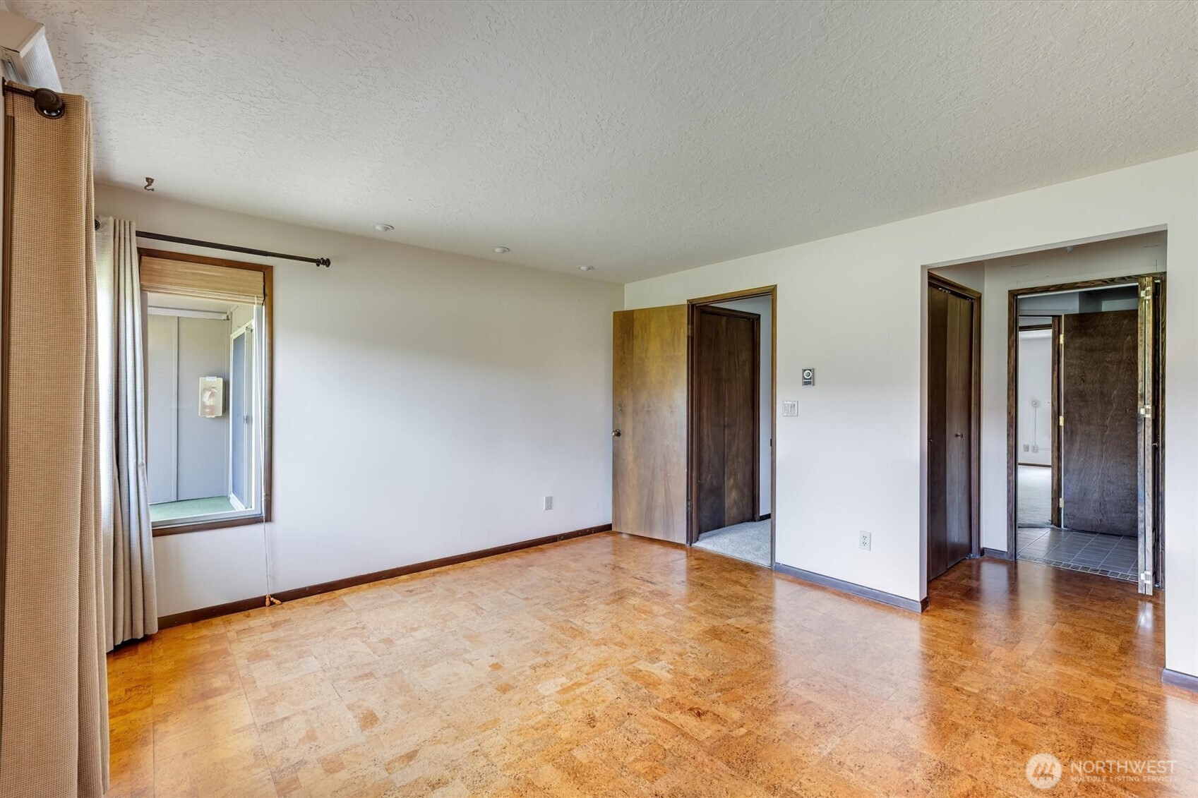 605 Peardale Lane 19 Property Photo 19