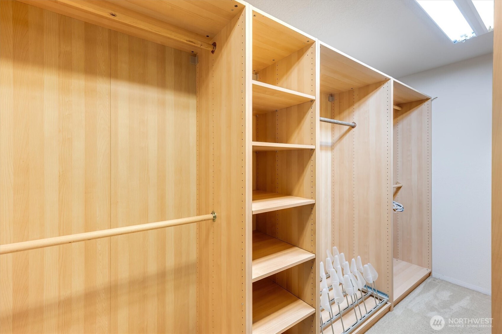 605 Peardale Lane 19 Property Photo 23