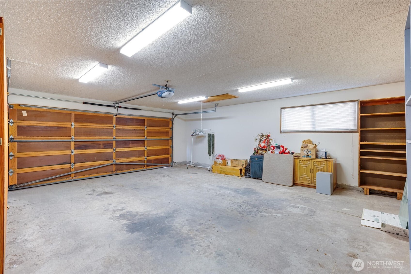 605 Peardale Lane 19 Property Photo 26