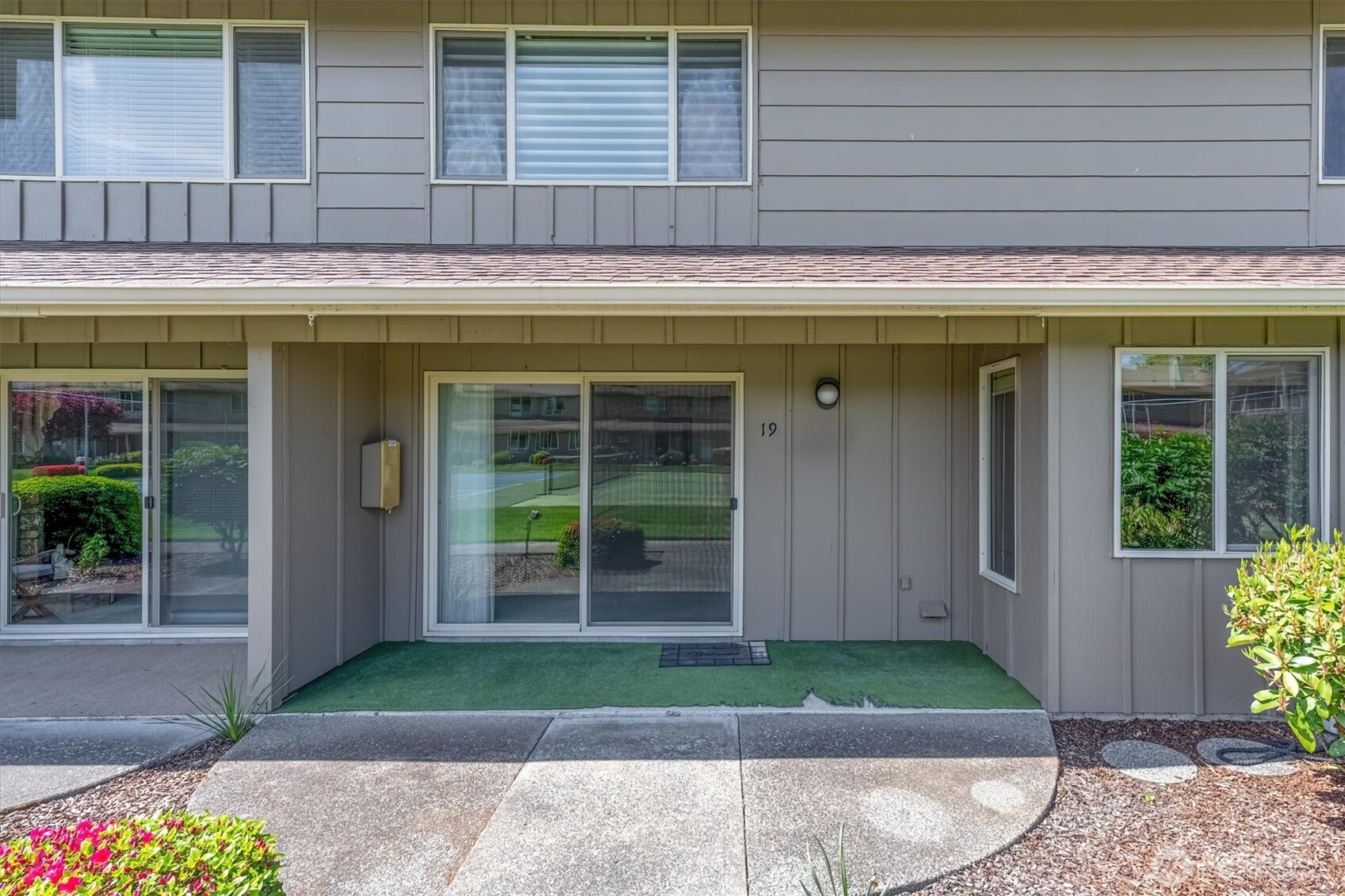 605 Peardale Lane 19 Property Photo 27