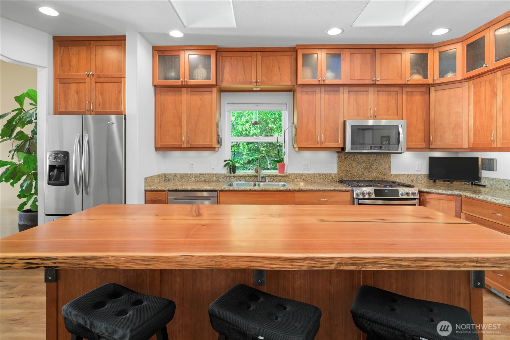 17878 Cobahud Road Property Photo 8