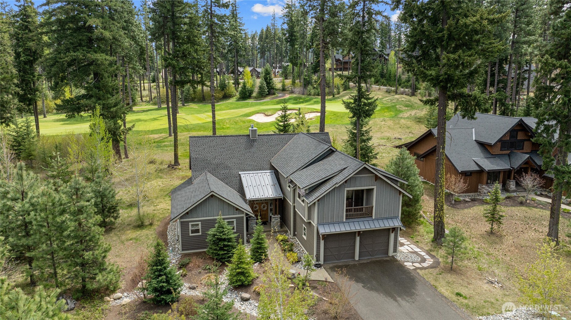 330 Maple Leaf Loop Property Photo 1