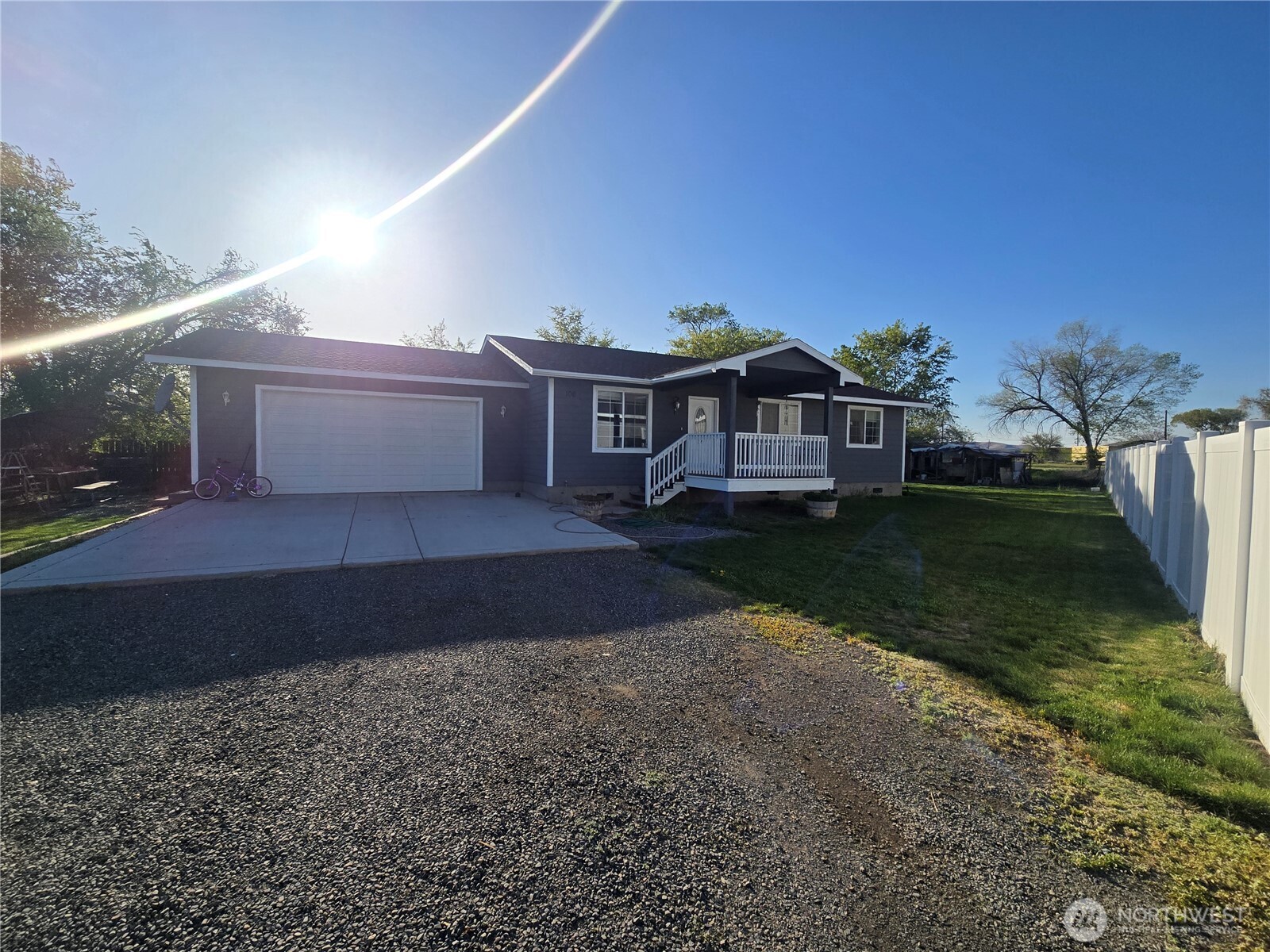 106 Robles Court